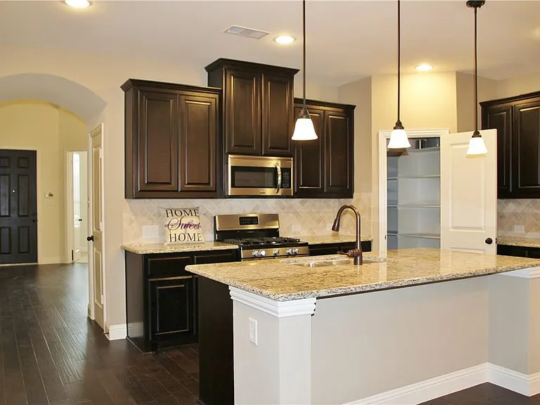 15704 Governors Island Way — Photo 15