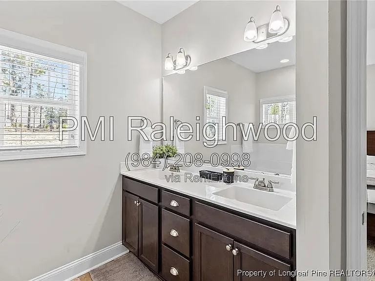 1245 Whitney Dr — Photo 16