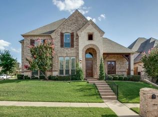 7924 Forest View Ct, North Richland Hills, TX 76182