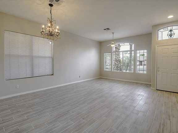 5th image of 8359 W Maryland Ave