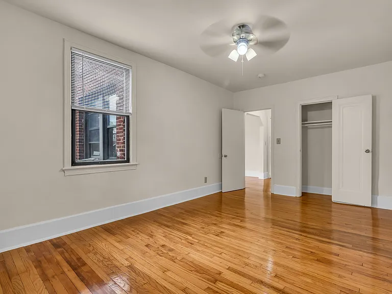 The Hamilton Apartments — Photo 9