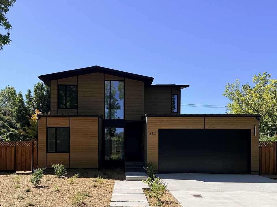 1st image of 480 Sherwood Way