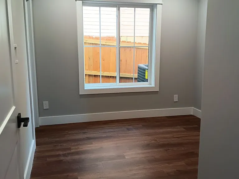 2230 Laurel Ave #3 — Photo 18