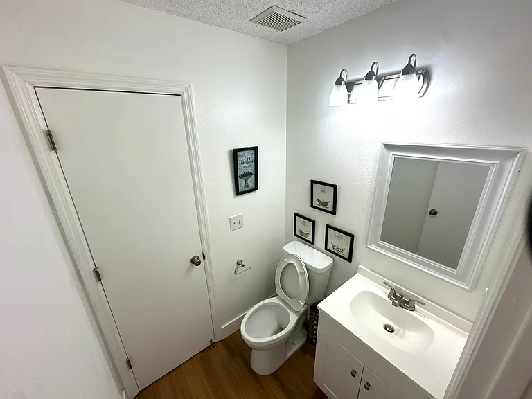 6020 Scotchwood Gln #210 — Photo 15