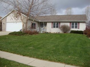 308 S Atwood Ln, Deerfield, WI 53531
