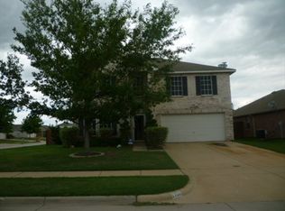 2156 Dayton Ln, Grand Prairie, TX 75052