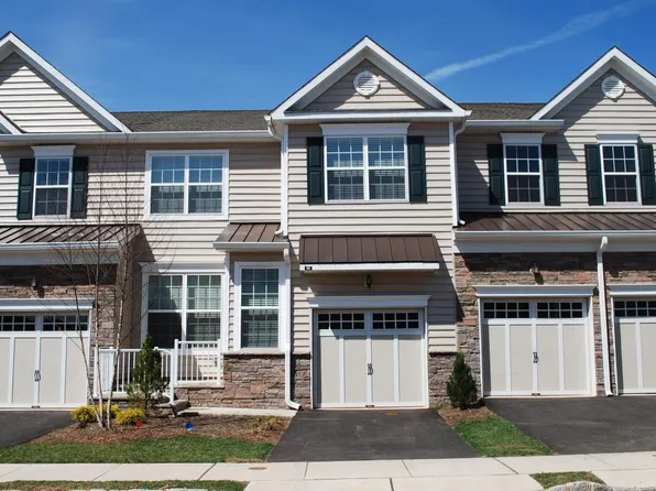 40 Autumn Ln, Skillman, NJ 08558