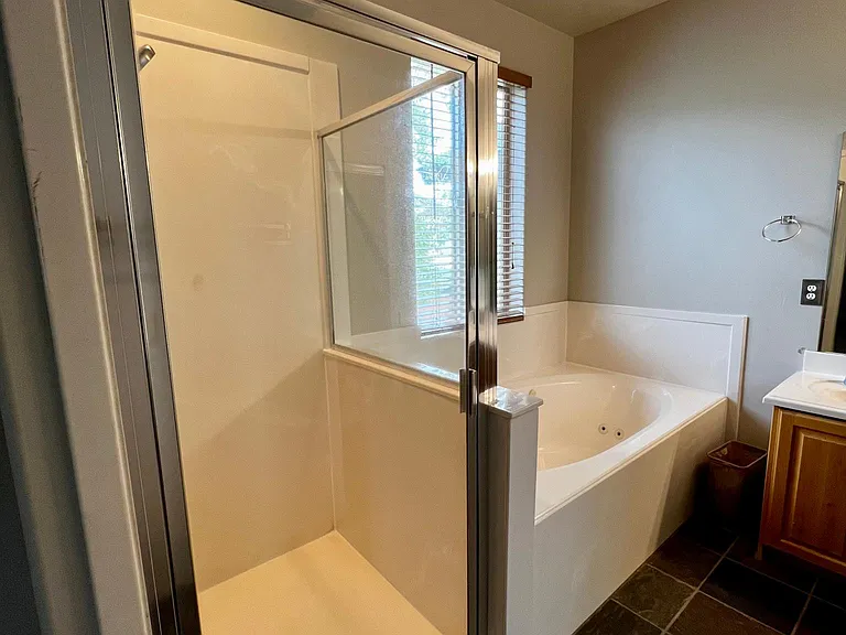 6629 Trout Creek Ct — Photo 20
