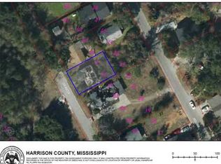 1524 Beach Ave, Gulfport, MS 39501