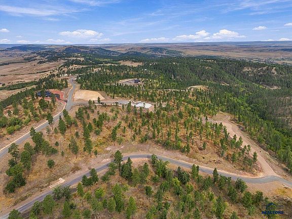3rd image of 35 Three Peaks Pass Rd