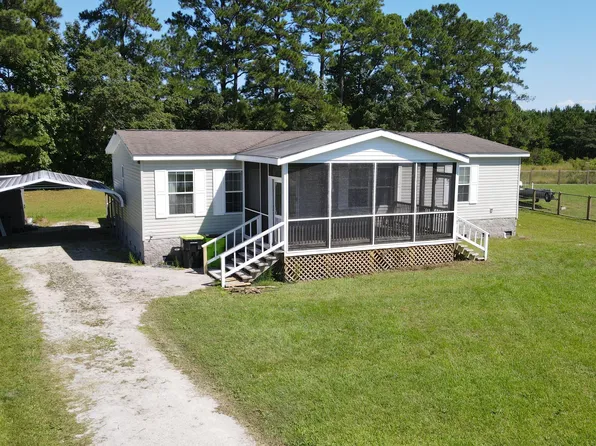 108 Dana Court, Havelock, NC 28532