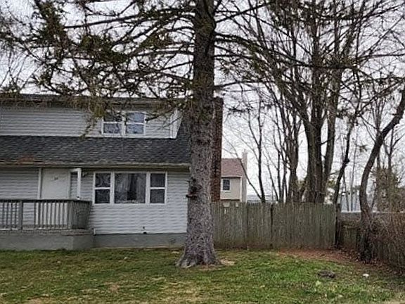 3rd image of 33 Walnut Rd