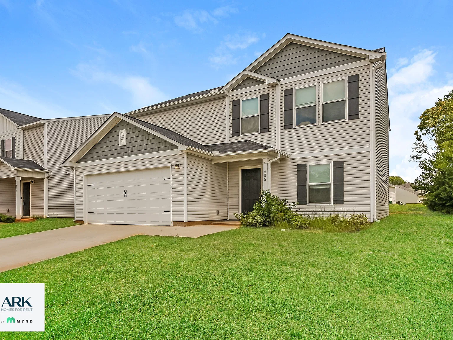5 bed, 3.0 bath, 2180 sqft, $2,095 — Photo 2