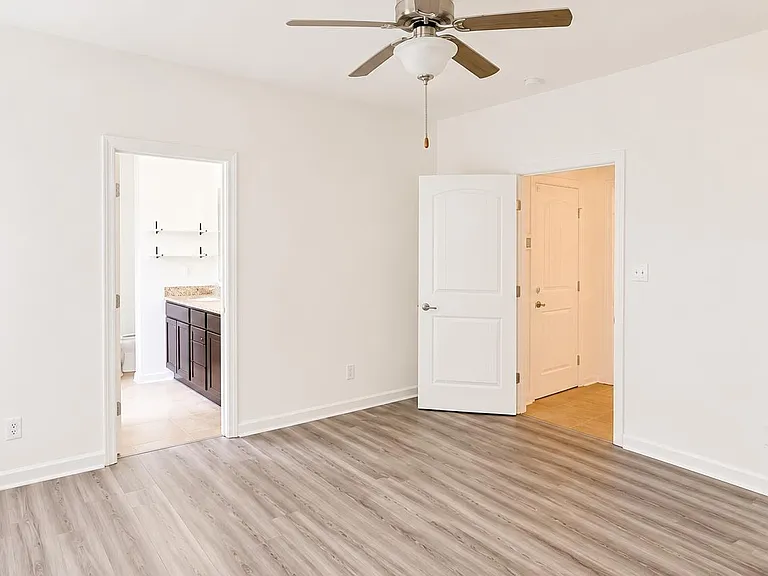 1446 Granby Dr — Photo 19