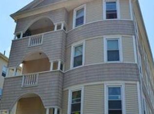 76 Seymour St, Worcester, MA 01610