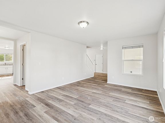 4th image of 33214 44th Avenue S