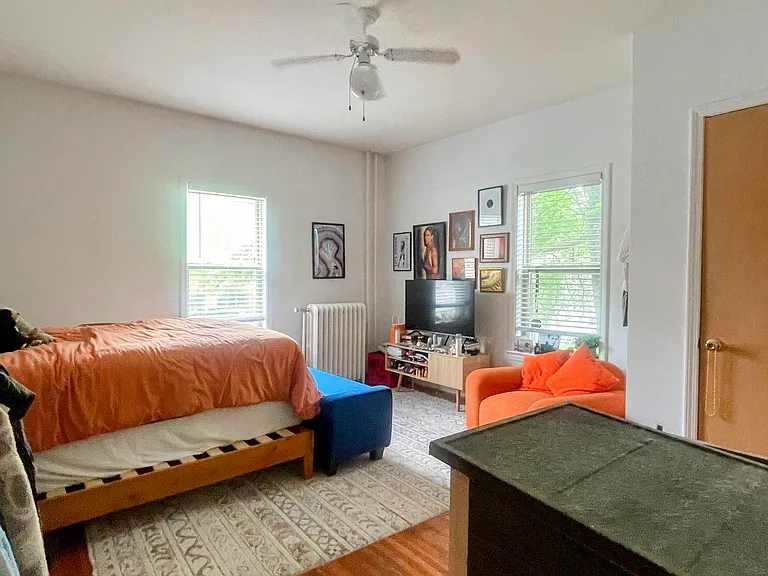 DaVinci Court Apartments — Photo 12