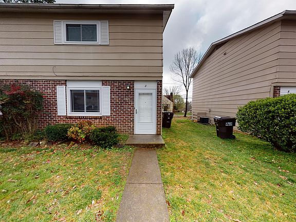 2nd image of 2708 Bridalwood Dr APT J