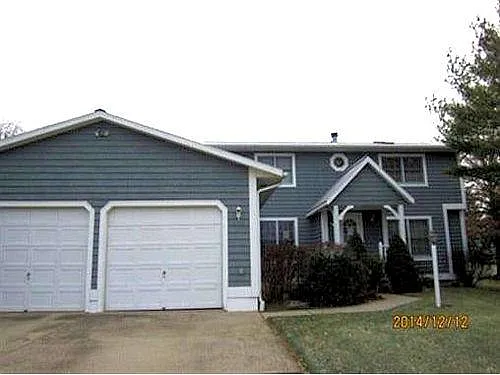 6778 Netherland Dr photo 1
