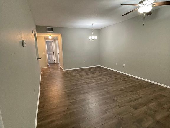 4th image of 6020 Portsdale Pl Unit 101