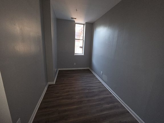 5th image of 102 W North Ave APT A