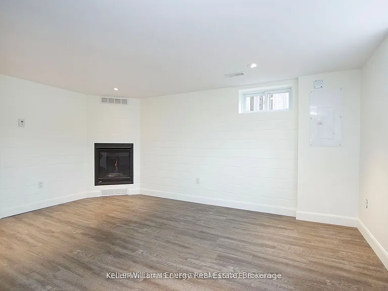54 Chadburn St #BASEMENT — Photo 6