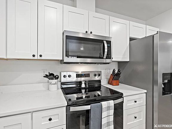 3rd image of 12330 Lake St #11441559