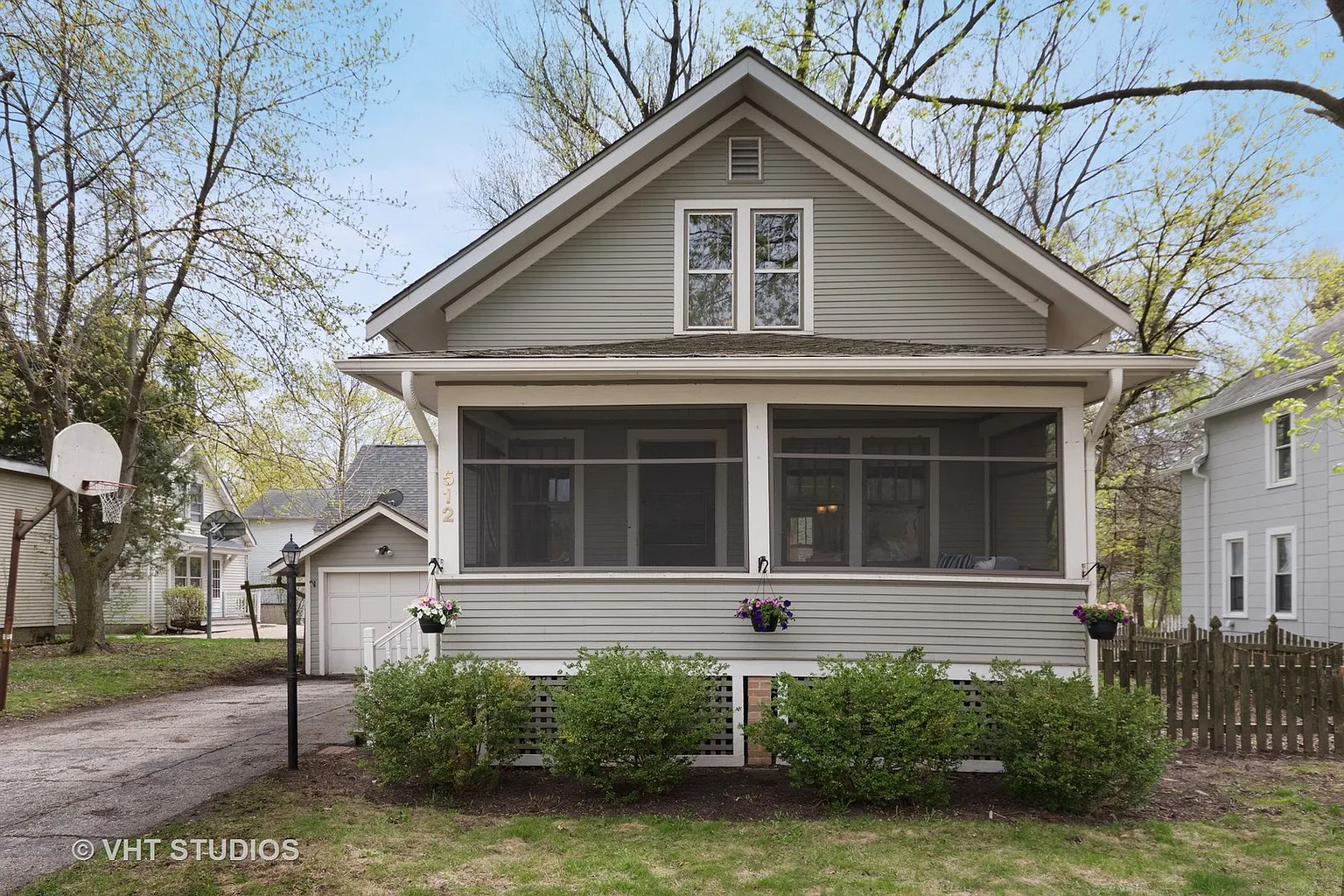 512 W Wilson St photo 1