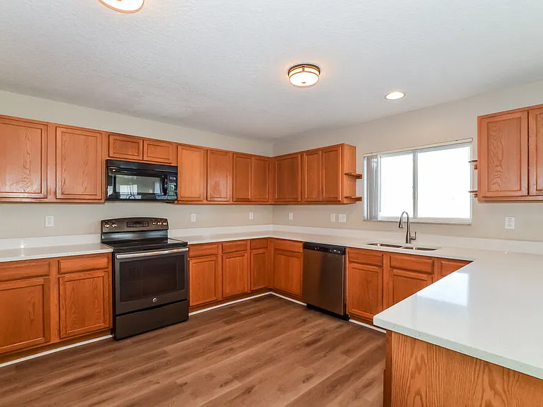 4729 Barbados Loop — Photo 6