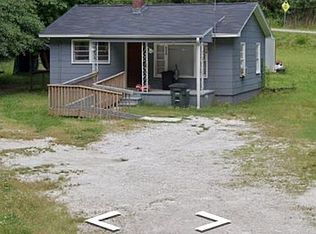 604 Campbell Town Rd, Walhalla, SC 29691