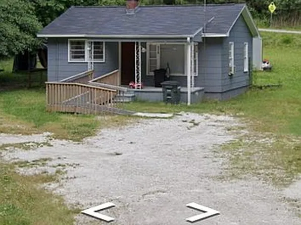 604 Campbell Town Rd, Walhalla, SC 29691