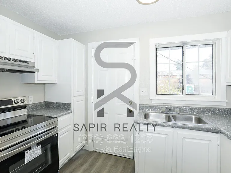 2065 Alison Ct SW #6 — Photo 10