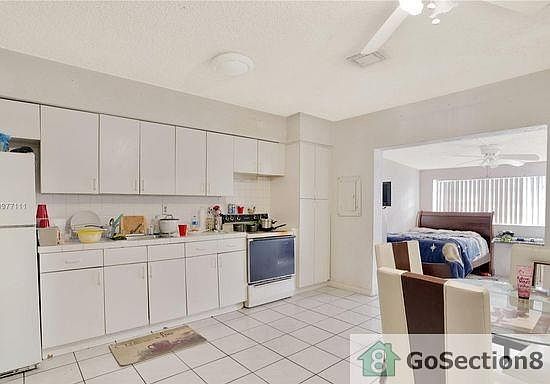 2nd image of 441 NE 141st St