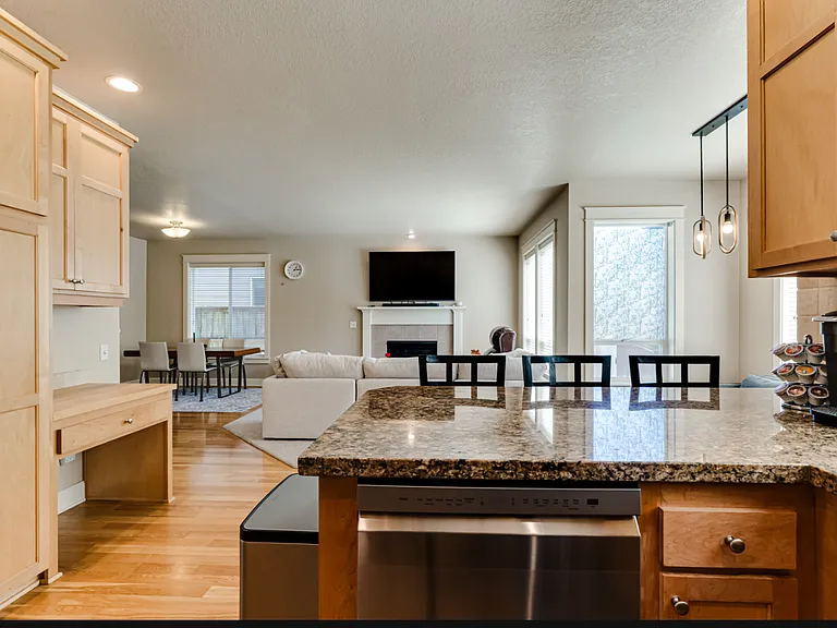 2542 Belle Terra Dr — Photo 10