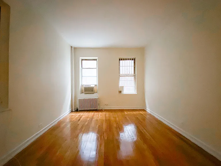 345 E 61st St #3B — Photo 5
