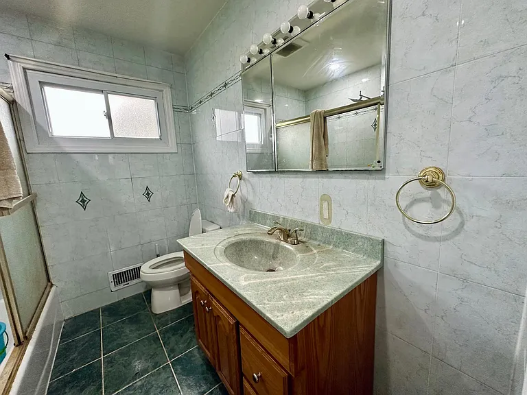 214 Mark Tree Rd — Photo 17