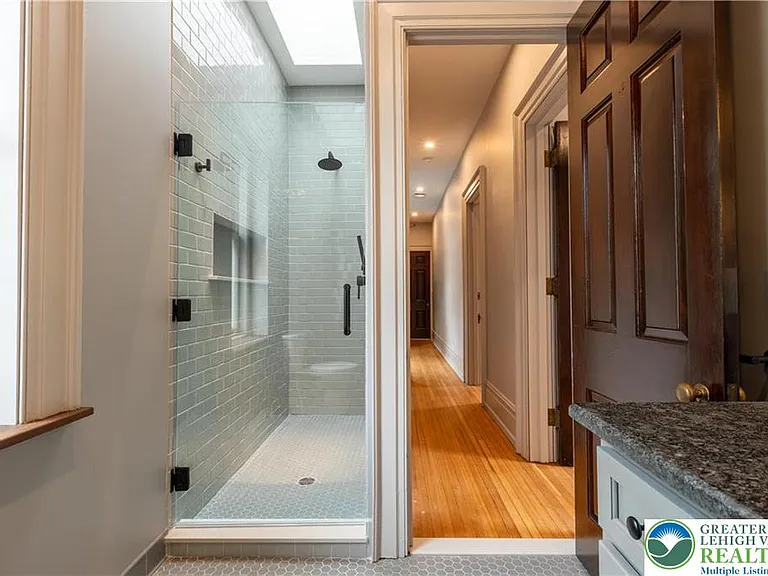 214 Spring Garden St #2B — Photo 23