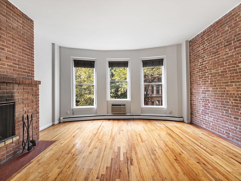 1st image of 61 W 89th St APT 2A
