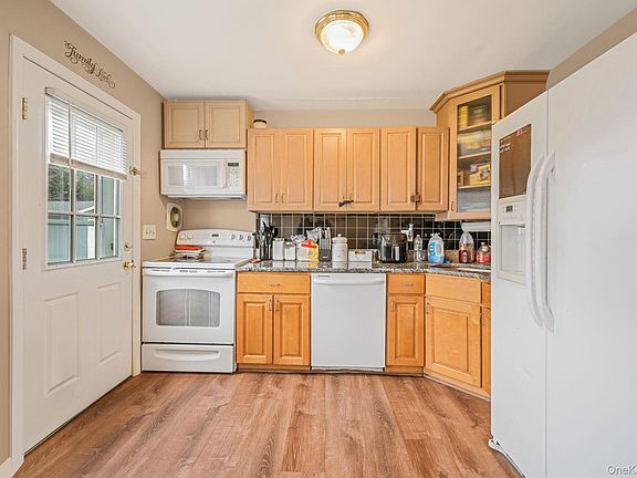 2nd image of 776 S 5th Street