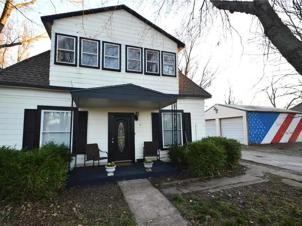 201 Mill St, Osawatomie, KS 66064