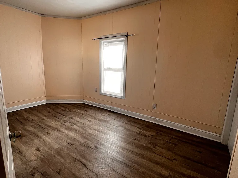 10 Prescott Ave — Photo 7