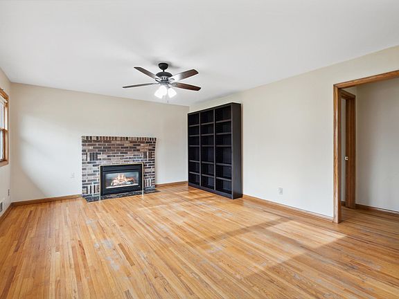 4th image of 13154 Pierce St NE