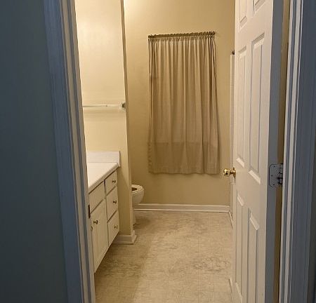 3rd image of 3104 Mariners Way