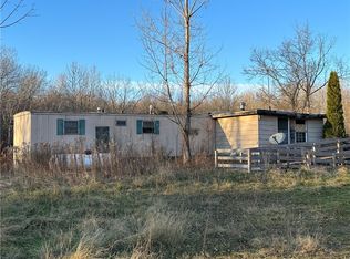 11712 Millgrove Rd, Springboro, PA 16435