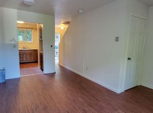 384 College St #5, Burlington, VT 05401