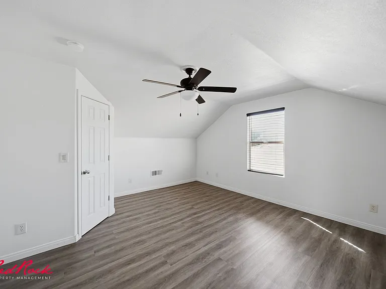 3304 W Palomar — Photo 24
