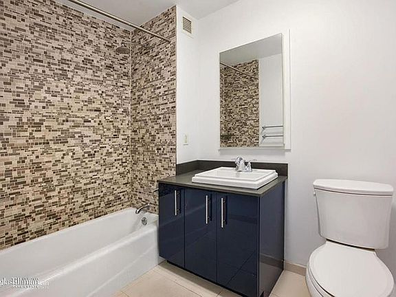 5th image of 101 Avenue D APT 6G