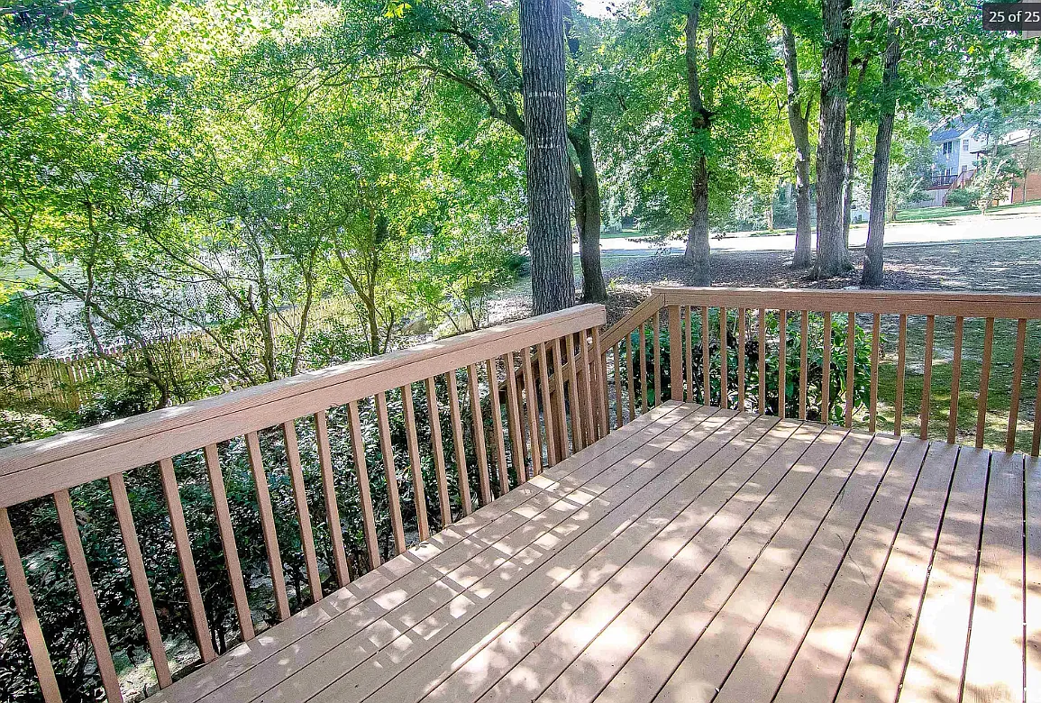 3 bed, 2.5 bath, 1748 sqft, $2,200 — Photo 3