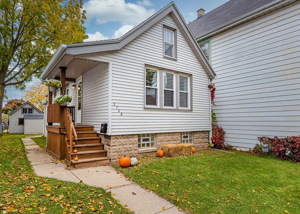 1st image of 3748 E Pulaski Ave