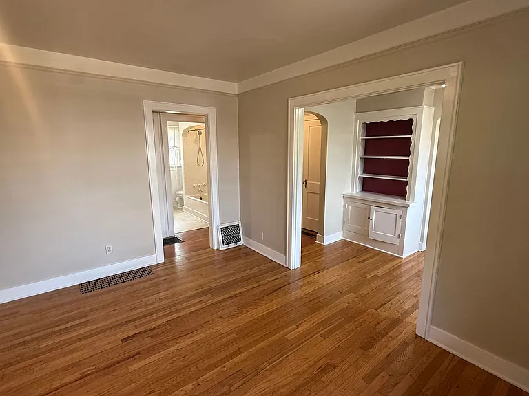 662 E 19th Ave — Photo 5